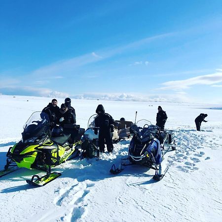 Ekkeroy Lodge - Arctic Living Vadsø エクステリア 写真
