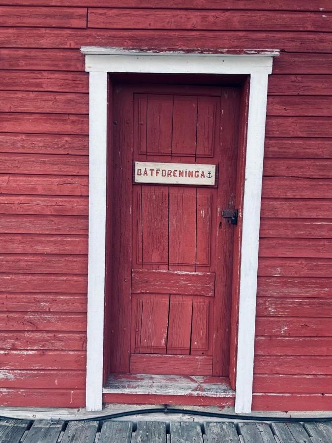 Ekkeroy Lodge - Arctic Living Vadsø エクステリア 写真