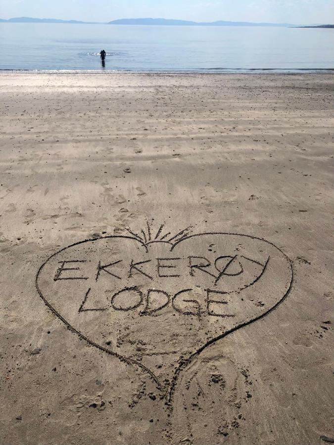 Ekkeroy Lodge - Arctic Living Vadsø エクステリア 写真