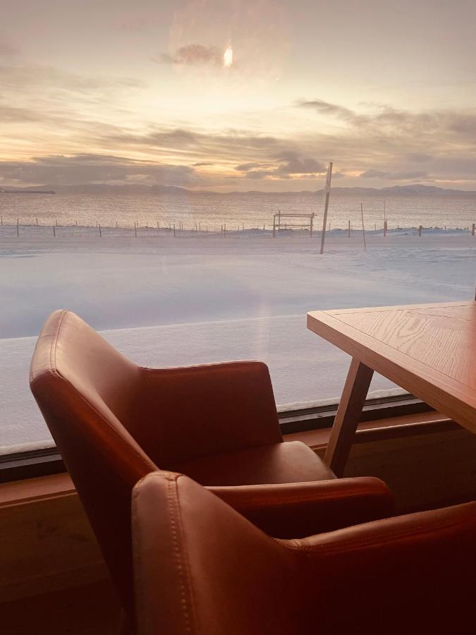 Ekkeroy Lodge - Arctic Living Vadsø エクステリア 写真