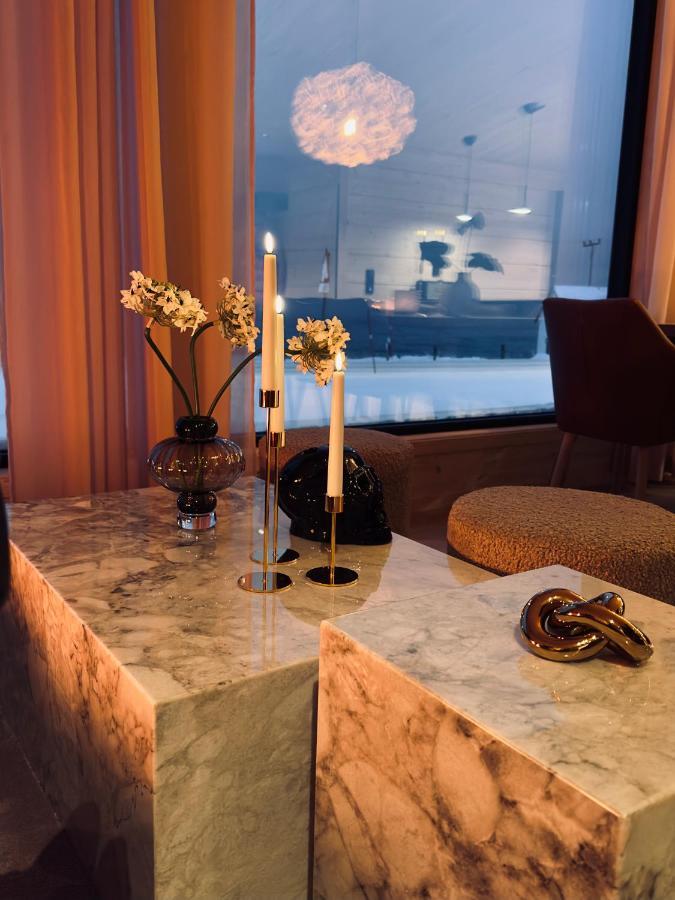 Ekkeroy Lodge - Arctic Living Vadsø エクステリア 写真