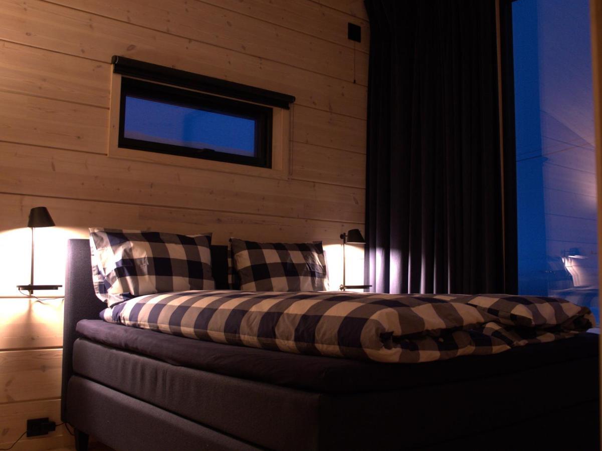 Ekkeroy Lodge - Arctic Living Vadsø エクステリア 写真