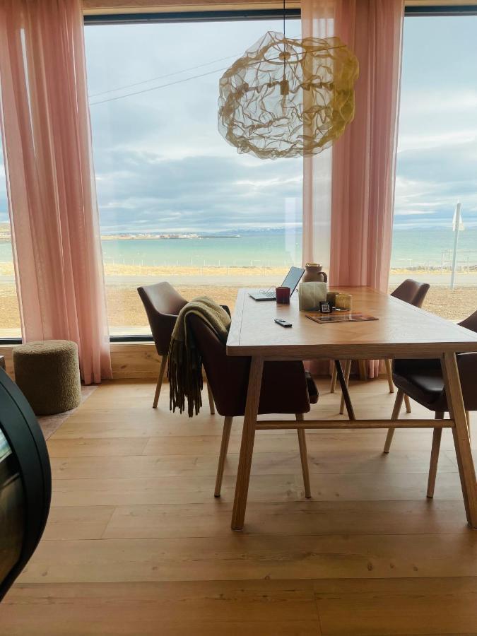 Ekkeroy Lodge - Arctic Living Vadsø エクステリア 写真